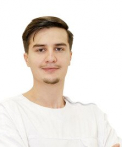 Можейко Роман Игоревич стоматолог