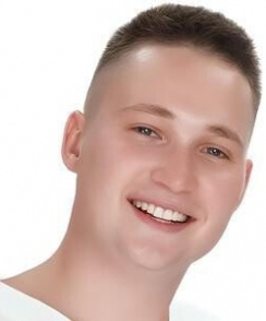 Смагин Андрей Максимович стоматолог