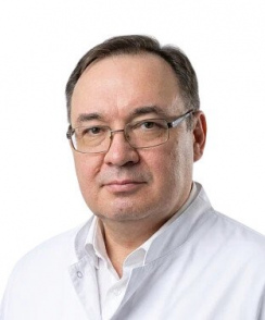 Хасанов Олег Даниилович ортопед